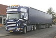 Scania R 500 Gardinenplanensattelzug